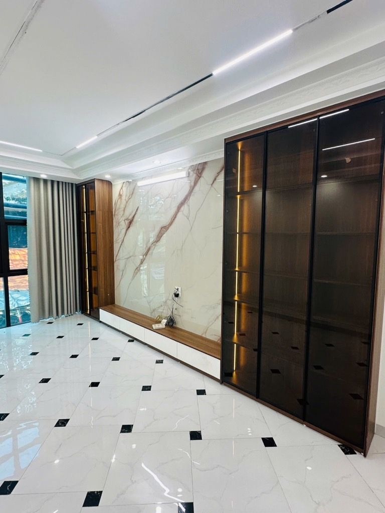 NHÀ MẶT PHỐ - CỔ NHUẾ -KINH DOANH CÁC LOẠI HÌNH - THANG MÁY – GIÁ 1X TỶ